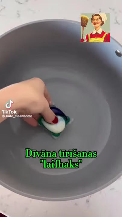Dīvāna tīrīšana